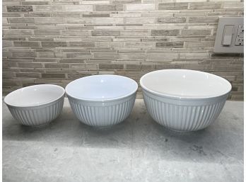 Set Of 3 Williams Sonoma White Ceramic Mixing Bowls