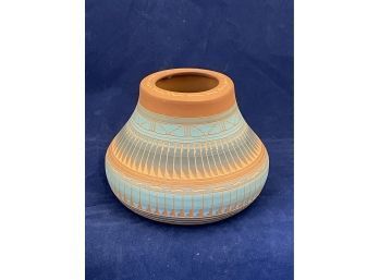Lovely Native American Southwest Pottery Vase