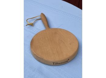 Tillamook Small Round Cheese Cutting Board With Handle