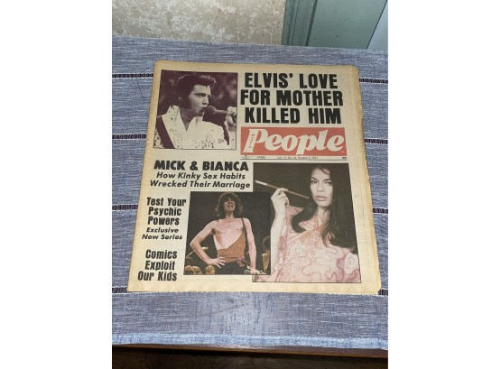 'Modern People' Elvis Tabloid Newspaper - October 1977