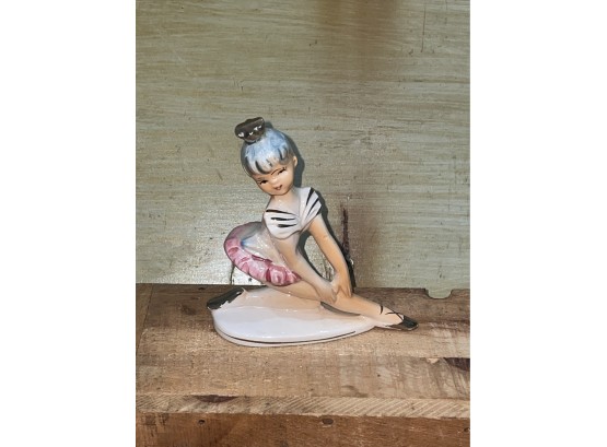 Adorable Vintage Ceramic Ballerina Figurine