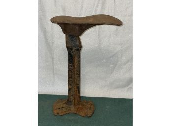 Antique Cast Iron Cobbler, Shoemaker Stand (Short)