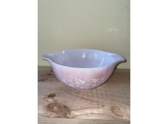 Pyrex 'Pink Gooseberry' 442 Cinderella Mixing Bowl (Dishwasher Dead) As Is