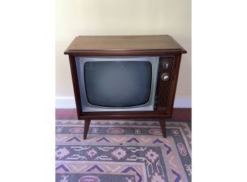 Zenith Television - Vintage Wood Case - Great Project Piece