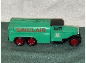 Ertl Sinclair Oil Truck Bank