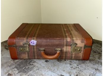 Vintage Suitcase #1