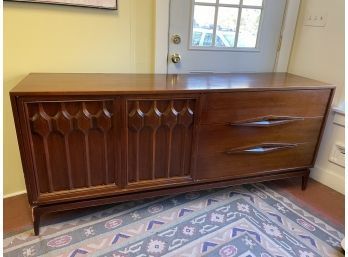 Awesome Large Mid-Century Modern Dresser - Lots Of Storage, Great Design