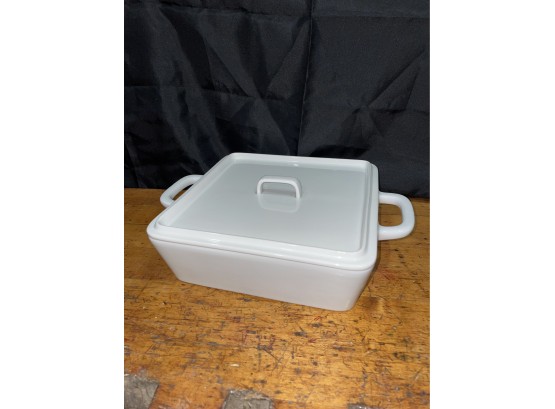 White Food Network Porcelain, Ceramic Baking Dish - Great Condition