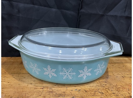 Vintage Pyrex Turquoise Snowflake 045 Casserole Dish 2 1/2 Quart With Lid