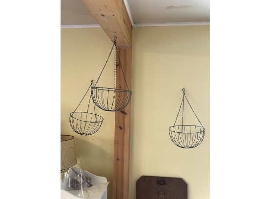 Set Of 3 Hanging 12' Wire Flower, Plant Baskets