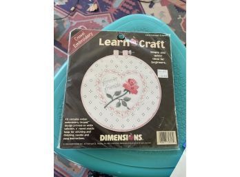 1996 Learn A Craft - Crewel Embroidery Kit 'Forever Friends'