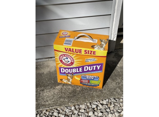 Arm & Hammer Double Duty Clumping Cat Litter 26.3 Pounds Unopened Box