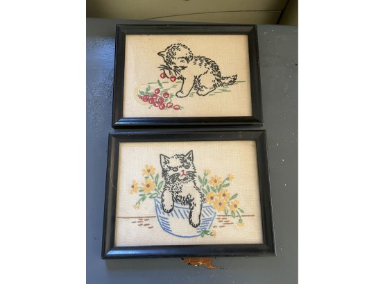 Pair Of Adorable Vintage Kitty Cat Needlepoint Frames