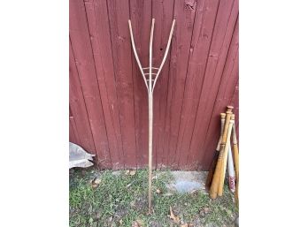 Antique 3 Prong Hay Pitchfork - Awesome Condition RARE Connecticut Farm Collectible Tool