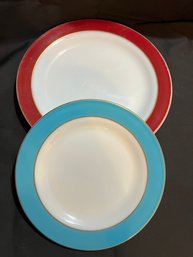 Vintage/collectible Pyrex Dinner Plates And Large Serving Pyrex Plate