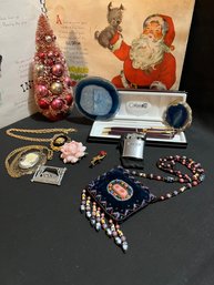 Misc Jewelry Lot Cigarette Ronson Vintage Lighter Geod Pen Set Brooches And Cameos