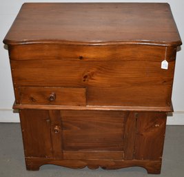 VICTORIAN PINE LIFT TOP COMMODE