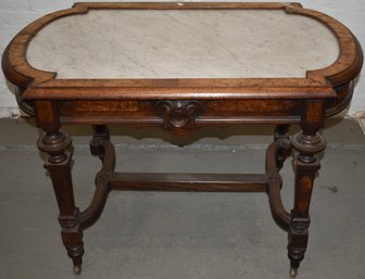 FANCY VICTORIAN WALNUT PARLOR TABLE W/ INSET MARBLE TURTLE TOP