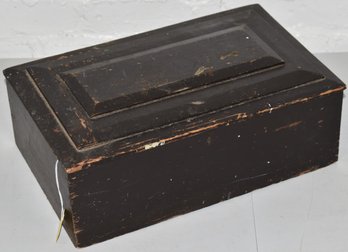 19TH CENT PAINTED FLAT-TOP BOX