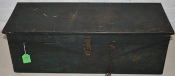 PAINTED WOODEN FLAT TOP TOOL BOX IN OLD GREEN PAINT W/ CONTENTS