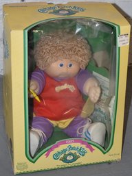 1985 CABBAGE PATCH DOLL IN ORIGINAL BOX W/ TAGS & BIRTH CERTIFICATE