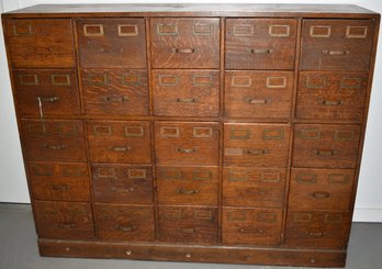 LATE 19TH EARLY 20TH CENT OAK 20 DRAWER - MULTI DRAWER FILE CABINET