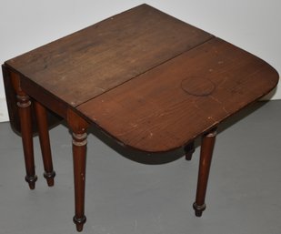 19TH CENT CHILDS SWING LEG DROPLEAF TABLE