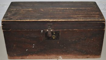 19TH CENT PAINTED FLAT-TOP BOX