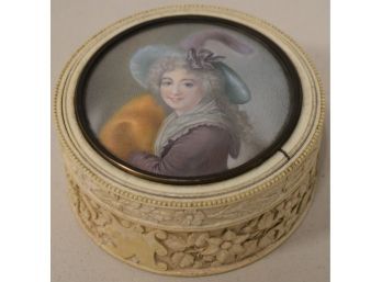 FRENCH DRESSER BOX W/ PAINTED MINIATURE