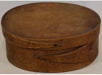 19TH CENT 6 1/4' OVAL FINGER BANDED PANTRY BOX IN NATURAL FINISH