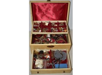 LARGE LOT COSTUME JEWLERY IN 3 SECTION JEWELRY BOX