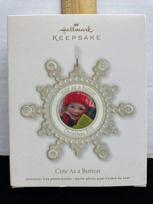Hallmark Keepsake Christmas Ornament 2011 Cute As A Button Christmas Tree Photo Holder