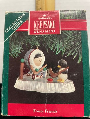 Hallmark Keepsake Christmas Ornament 1991 Frosty Friends Collectors Series