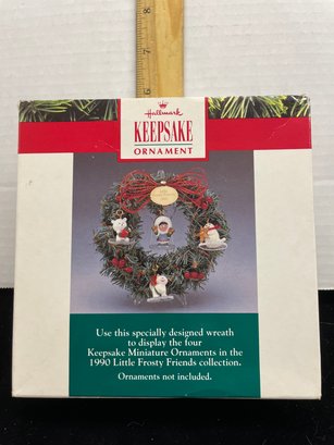 Hallmark Keepsake Ornament 1990 Little Frosty Friends Memory Wreath B109