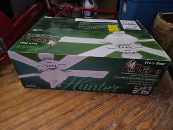 Hunter Fan 53251 52' Indoor Ceiling Fan With 5 Reversible Blades And Light In White Brand New Sealed - 2