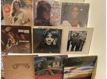 Nice Lp Record Lot Of 9 Easy Listening / Rock Female Artists & One Photo Of A Very Young Stevie Nicks.