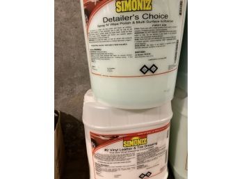 2 Simoniz 5 Gallon Container 1) Detailers Choice Spray & Wipe Polish 1) Vinyl Leather Dressing