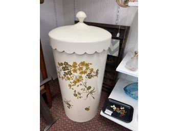 Awesome 1950s Clothes Hamper.