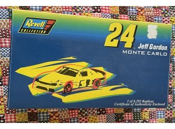 1996 JEFF GORDON 24 Revell DuPONT MONTE CARLO NASCAR 1:24 NIB NEW 3925