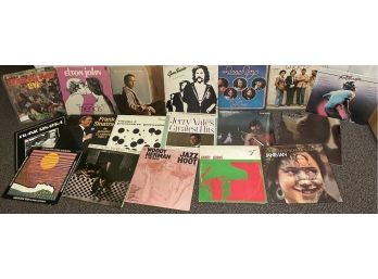 Lot Of 18 LP Records 33 1/3. Elton John, Paul Simon, Jack DeJohnette, Janis Ian, Randy Burns, Beach Boys