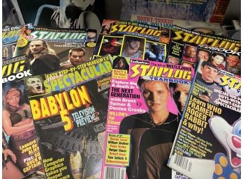 11 Vintage Starlog Magazines Mostly Yearbook Issues. Star Wars Trek Farscape Batman X-Men Gremlins Roger Rabbi