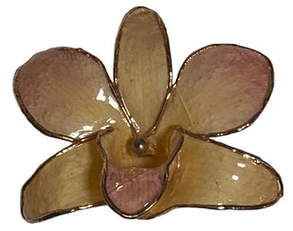 Flower Brooch Pin  (218) (Plastic?)