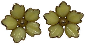 Vintage Trifari Signed Clip On Flower Earrings (I Believe Its Poured Glass) (75)