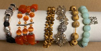 Lot Of Bracelets (104)