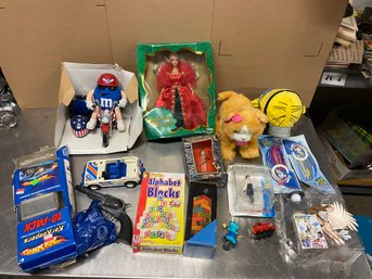 Lot Of Misc Toys Barbie, Hot Wheels, Final Fantasy, Action Figures