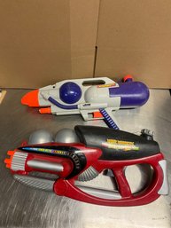 Vintage Rare 2 Water Guns Super Soaker And Water Warriors Read Details