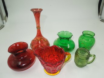 Vintage Glassware / Glass Lot - Vases & Creamer - Red & Green