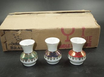 Lot Of 24 Vintage Leart Schmidt Pomerode Porcelain 2.7' Vases - 3 Different Colors - New Open Box