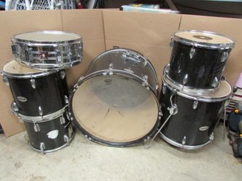 Lot Of Vintage Drum Set Parts (4 Pulse, 1 Tama Swingstar & 1 Unknown)