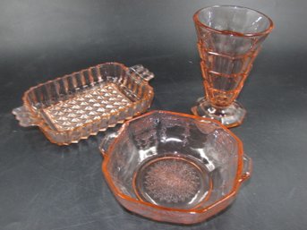 Vintage Pink Glassware / Glass Lot (candy Dishes And 5.25' Cup/vase)
